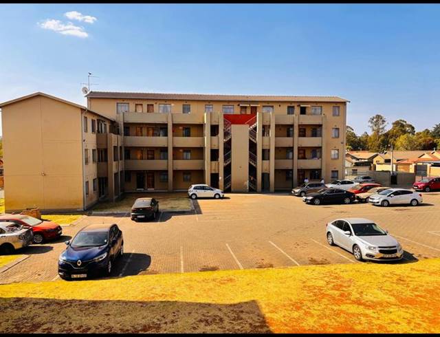 2 BEDROOM APARTMENT FOR SALE IN FLEURHOF